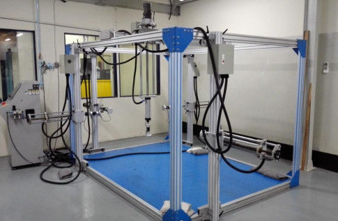 Bom preço Máquina de ensaio de móveis com travões pneumáticos ajustáveis com força máxima de tração de 200 kg e controle de tela sensível ao toque PLC para ensaios de resistência e durabilidade da mesa on-line